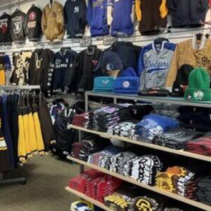 Meet Your Posher – Alyce Sports